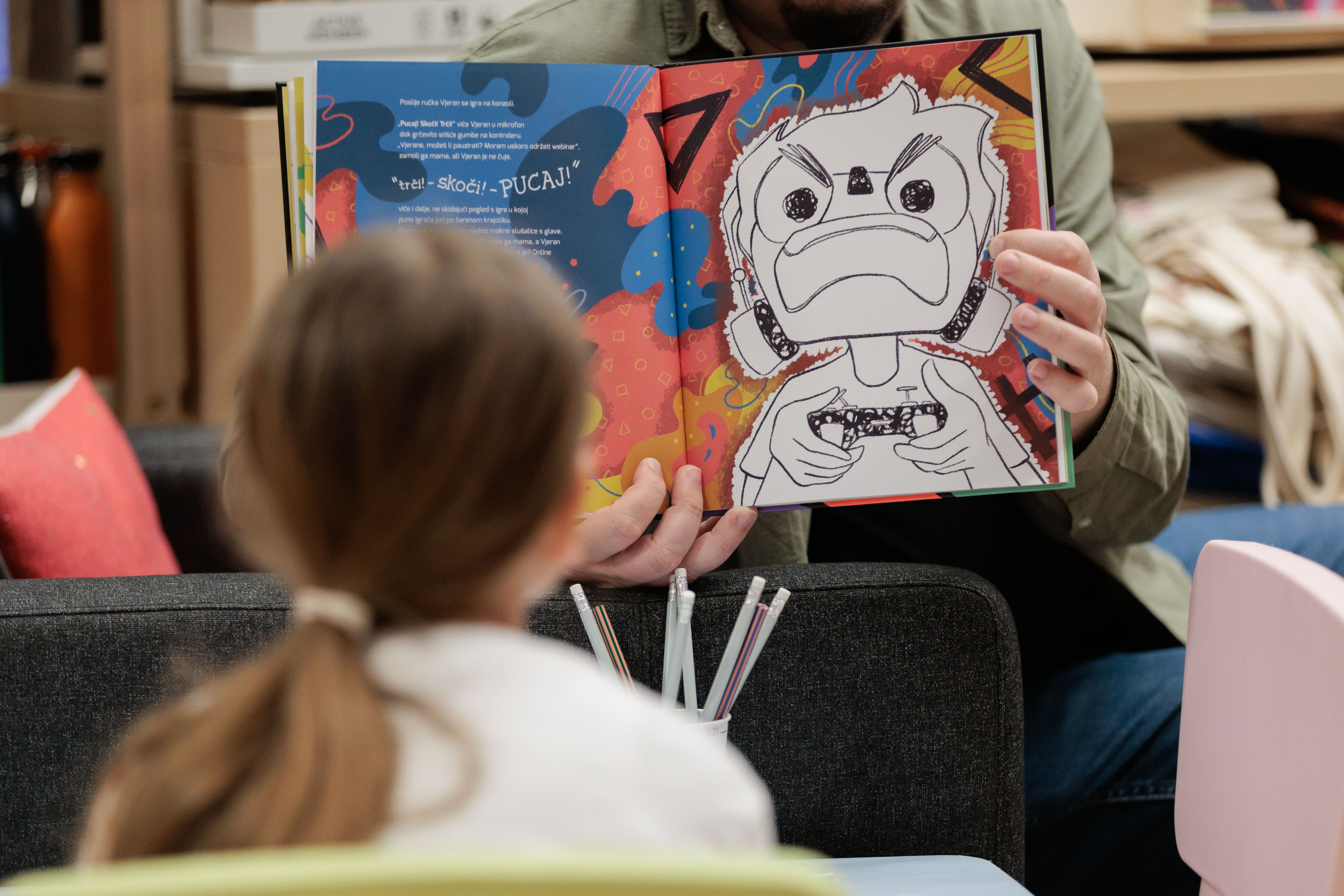 MLB_7373